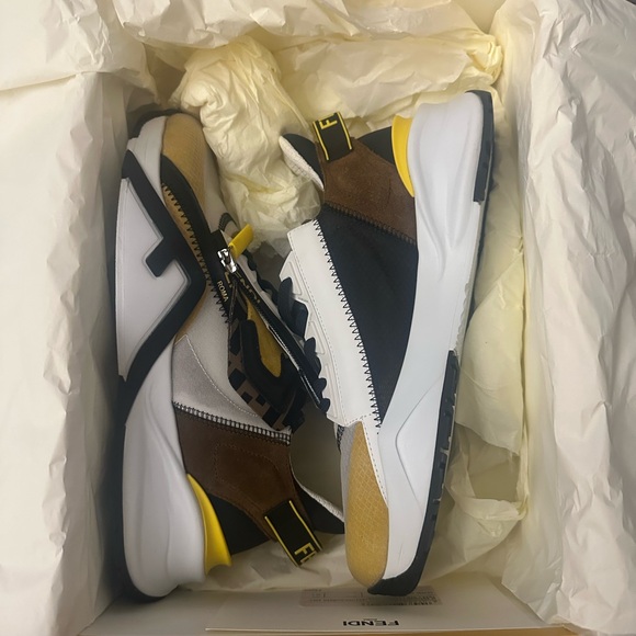 Fendi Flow Sneakers, women’s size 38.5/8.5 - Picture 3 of 8